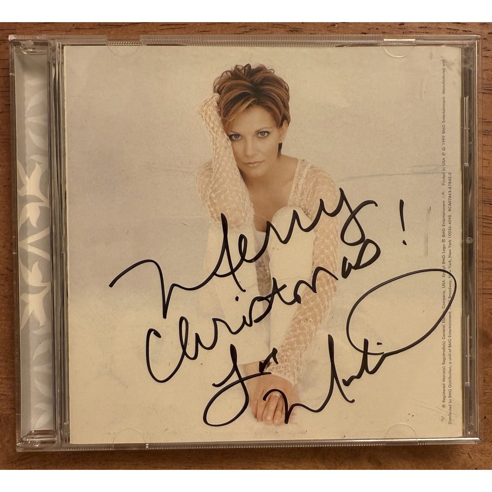 autographed Martina McBride‎ White Christmas CD 1999. EUC